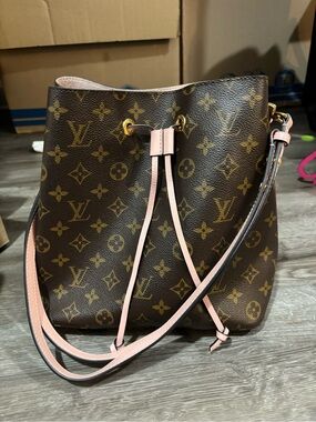 Louis Vuitton Brown Monogram with Pink Trim Drawstring Shoulder Bag